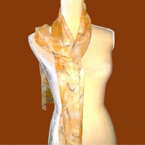 Semi sheer yellow/ orange floral design ! New - Picture 3 of 5